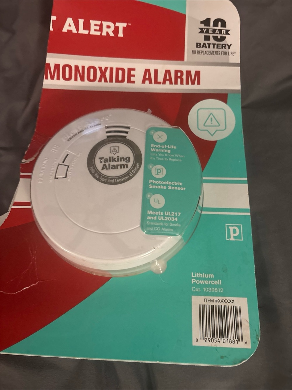 First Alert Talking Alarm Carbon Monoxide Alarm - White & Teal Packaging